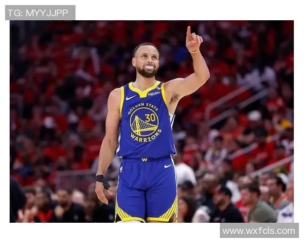 科尔谈球队轮换模式尚未确定期待库里尽快回归助力