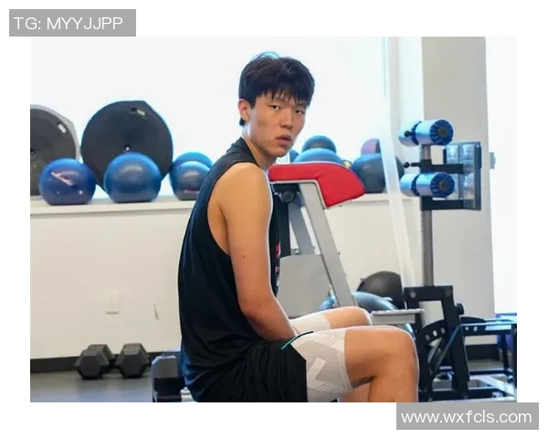 杨瀚森与充满活力的团队携手共进未来发展令人期待 杨瀚森与充满活力的团队携手共进未来发展令人期待