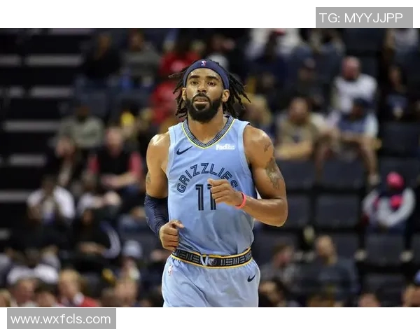 康利谈阵容调整对个人影响积极备战助力球队全力以赴 康利谈阵容调整对个人影响积极备战助力球队全力以赴