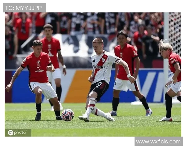 皇马关注马斯坦托诺伤情训练将专注下肢与核心力量提升