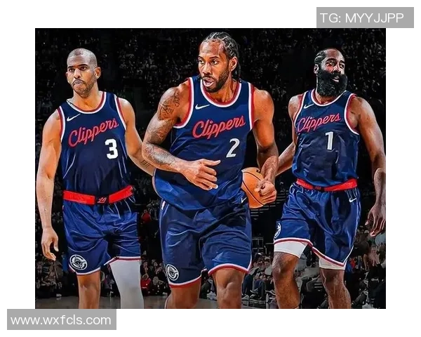 小卡再创佳绩本赛季第11次得分30快船战绩稳居前列8胜3负