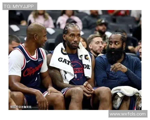 快船队近九场比赛仅获一胜老将与薪资双重压力下的困境 快船队近九场比赛仅获一胜老将与薪资双重压力下的困境