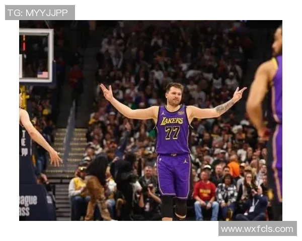 湖人逐渐领悟哈里森的价值东契奇面临的挑战不仅是防守态度更需调整 湖人逐渐领悟哈里森的价值东契奇面临的挑战不仅是防守态度更需调整