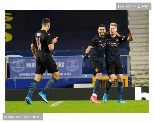 水晶宫选帅目标锁定佩雷斯贝拉米锋线引援瞄准斯特林