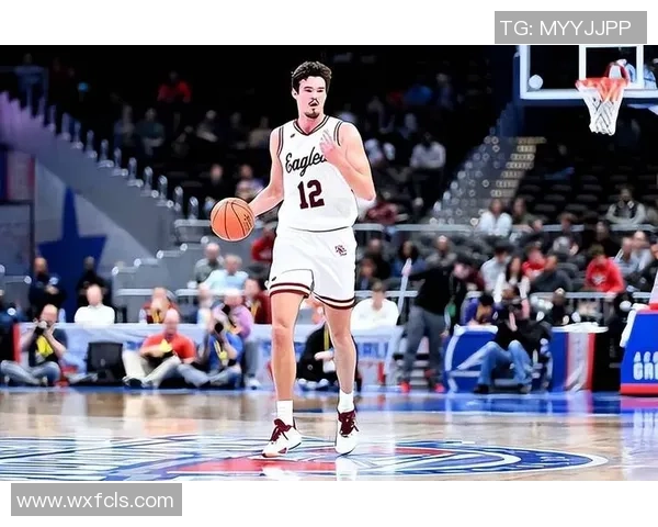 开拓者裁掉后卫贾文特库克或将成为第三个双向候选人