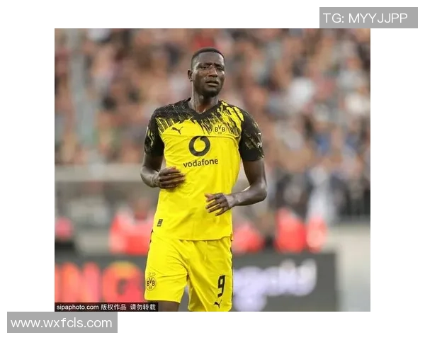 多特高层与球员一致认可吉拉西的进球能力助力球队胜利