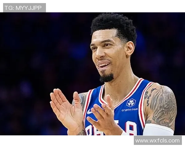 丹尼格林评论戈贝尔上赛季对湖人表现堪比张伯伦震撼数据